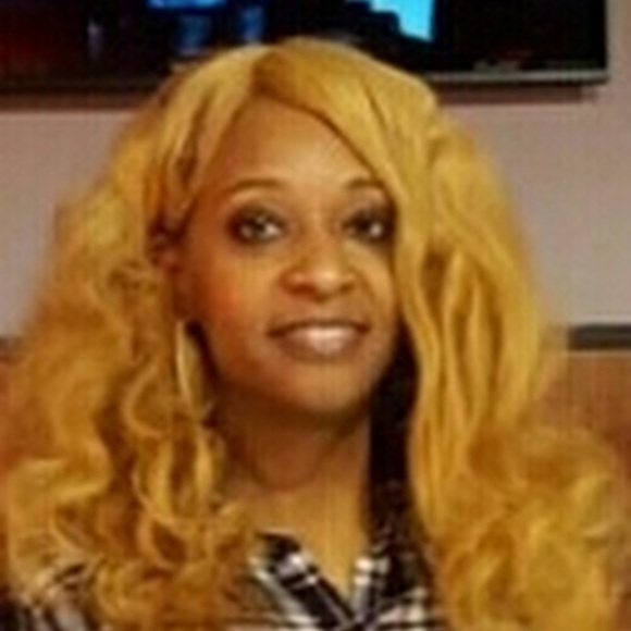 Meet your Posher, Anetra - Picture 1 of 1